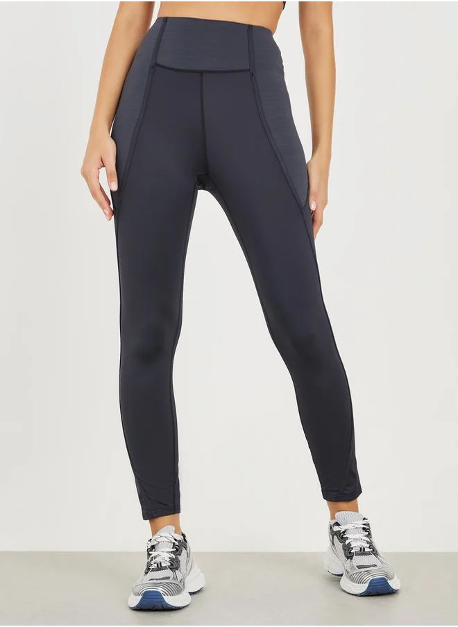 ستايلي Thick Seam Detail Textured Panels Leggings