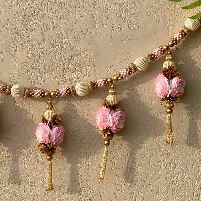 Kaameri Bazaar تُران تقليدي مصنوع يدويًا من كامييري بازار مع خيوط ذهبية وخرز لتزيين ديwali الهندية | بندروال | تُران، 107 سم - Image 4