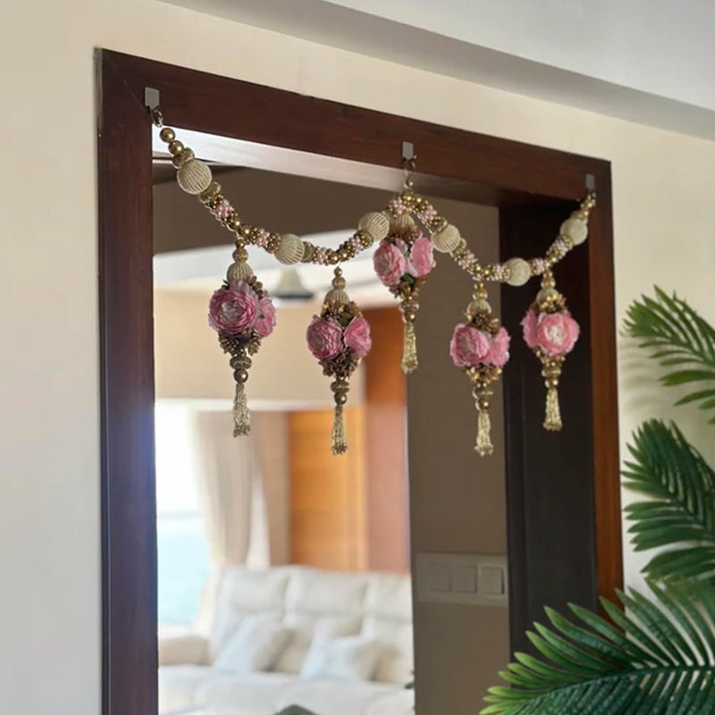 Kaameri Bazaar تُران تقليدي مصنوع يدويًا من كامييري بازار مع خيوط ذهبية وخرز لتزيين ديwali الهندية | بندروال | تُران، 107 سم - Image 2