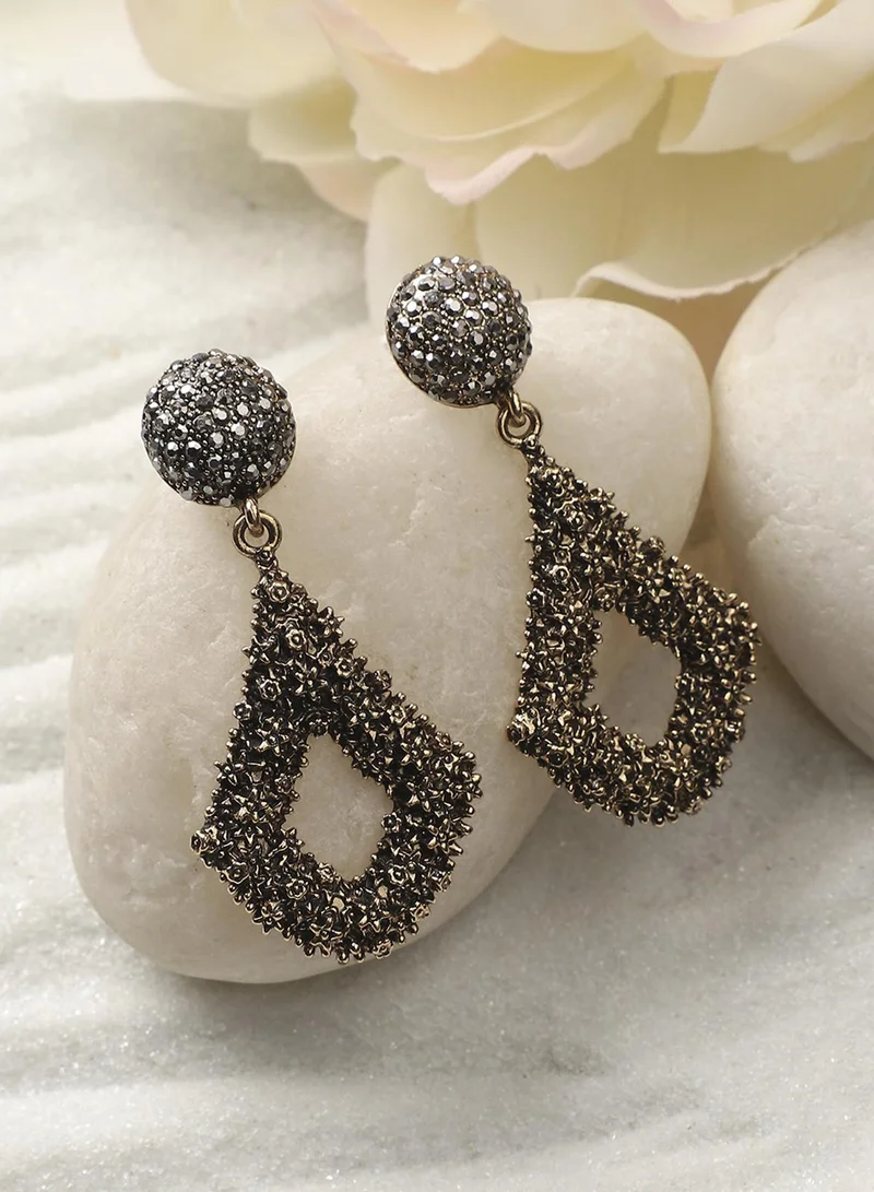SOHI Floral Cluster Anchor Artificial Drop Earring Jewellery