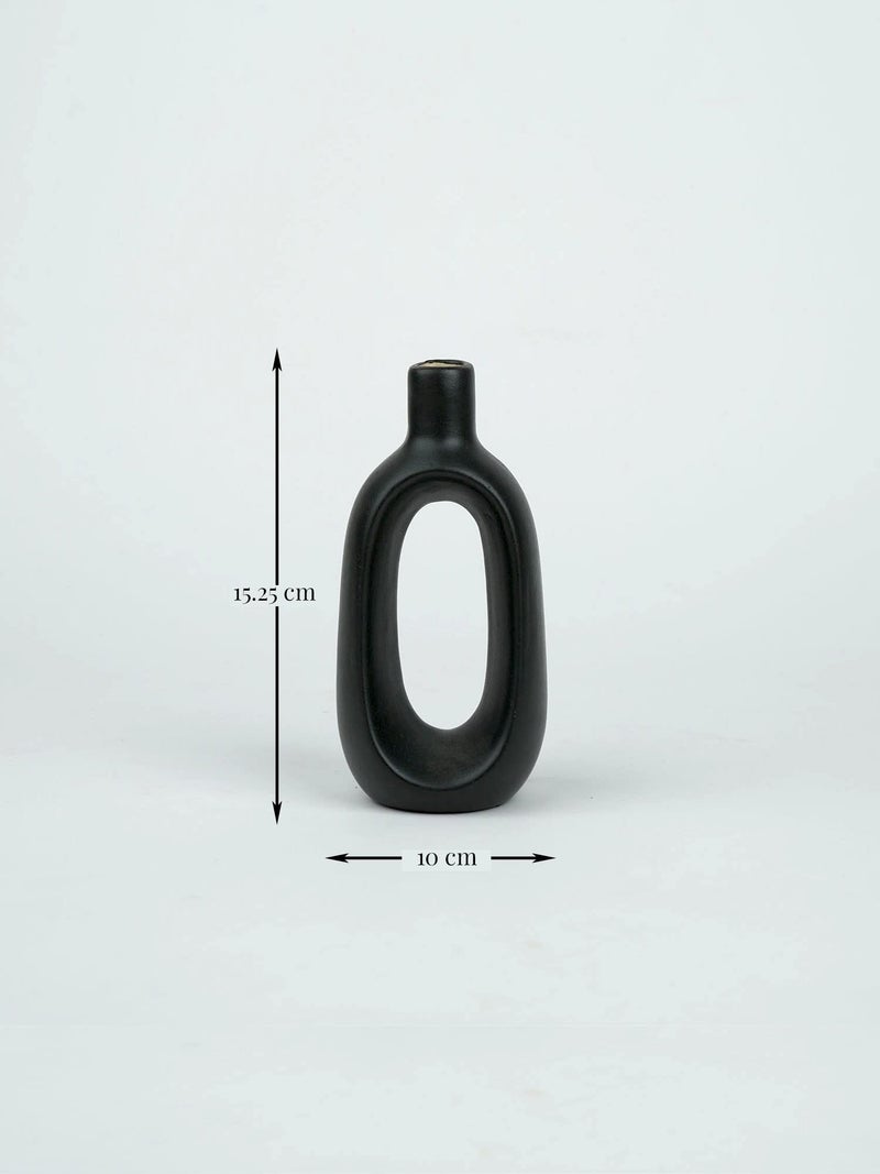 Purezento Modern Decorative Kieko Donut Vases for Home Decor | Centerpieces | Kitchen | Office with Unique Quality for Home Decor Center Table, Flowers Pot, Bedroom Side Corners (Black,6 Inch) - Image 2