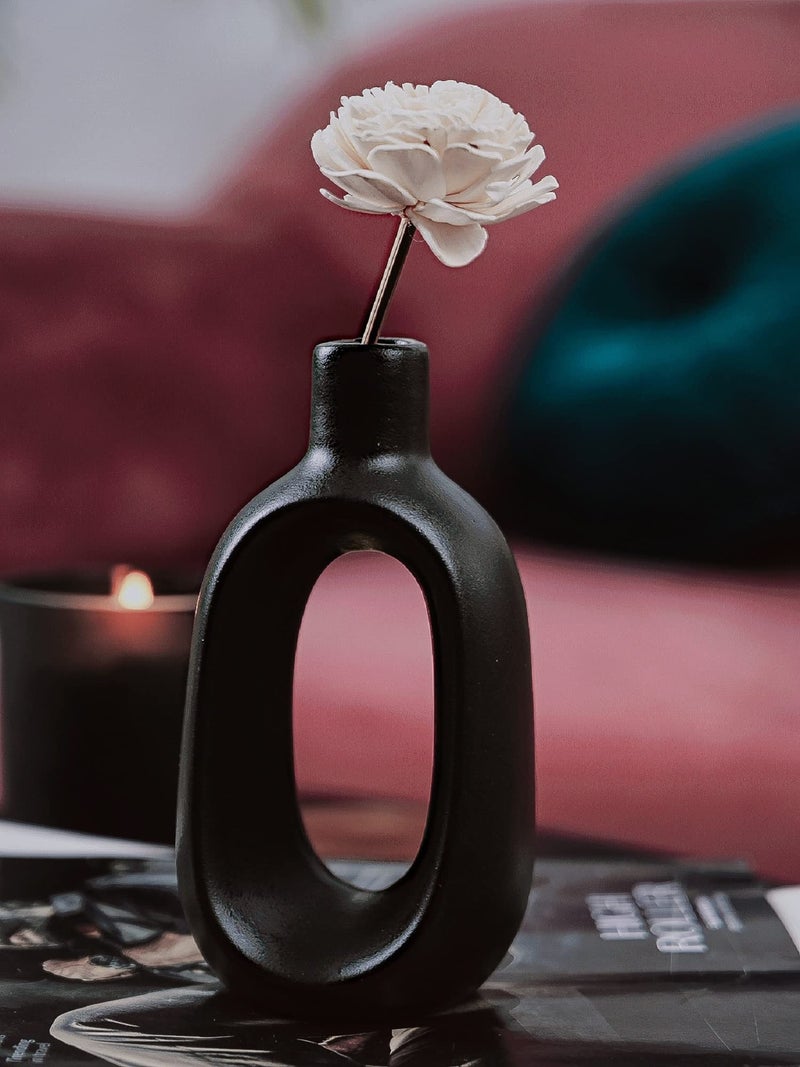 Purezento Modern Decorative Kieko Donut Vases for Home Decor | Centerpieces | Kitchen | Office with Unique Quality for Home Decor Center Table, Flowers Pot, Bedroom Side Corners (Black,6 Inch) - Image 1
