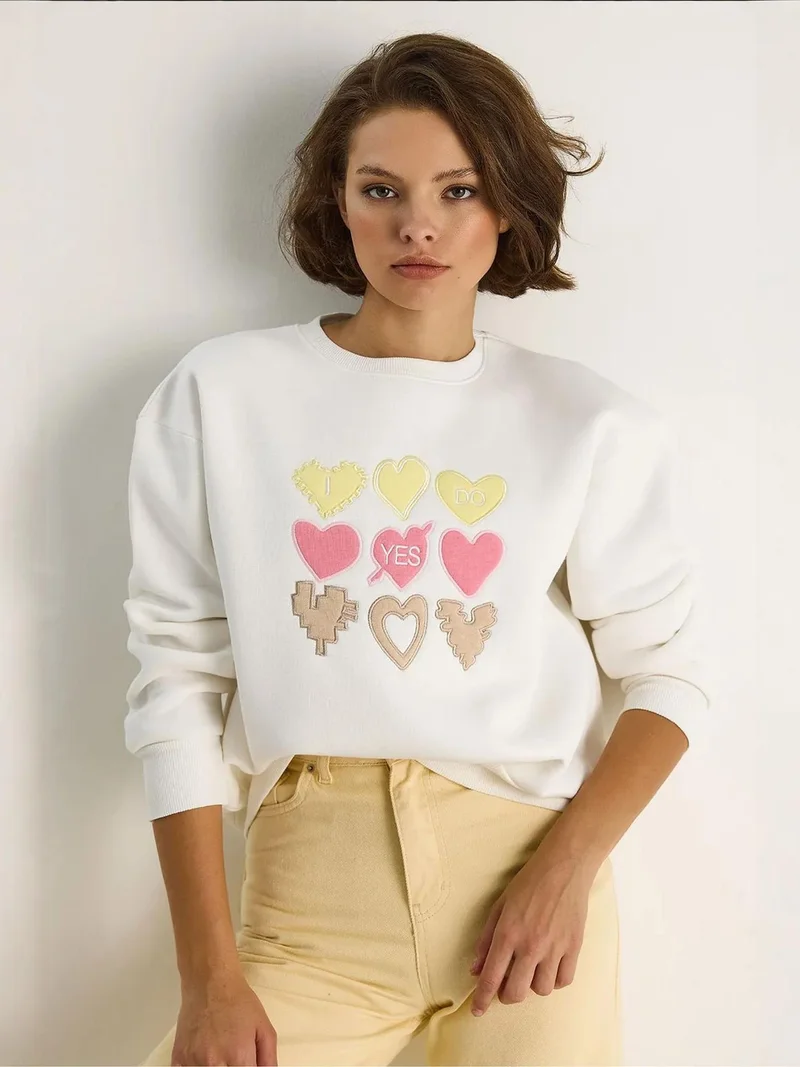 Bianco Lucci LUCCI Back Printed Relaxed Fit Crew Neck Sweatshirt