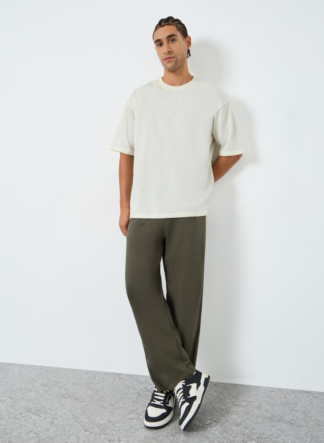 Styli Men White Oversized Graphic Print Jersey T-Shirt - Image 2