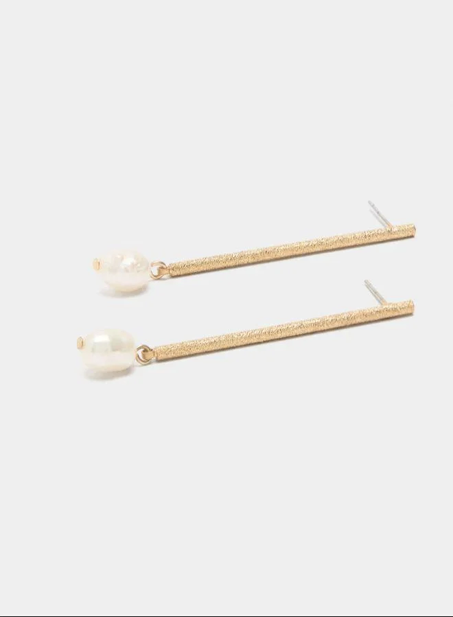 بارفوا أقراط بار مع لآلئ مياه عذبة ذهبية