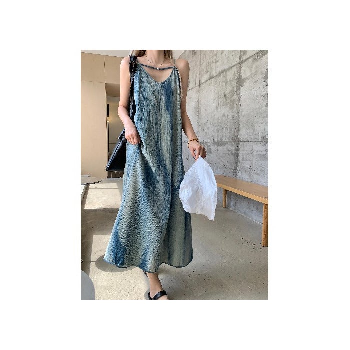 French Retro Tie-Dye Suspender Dress for Women in Summer Loose Lazy Style Sanya Seaside Vacation Beach Long Skirt Picture color 