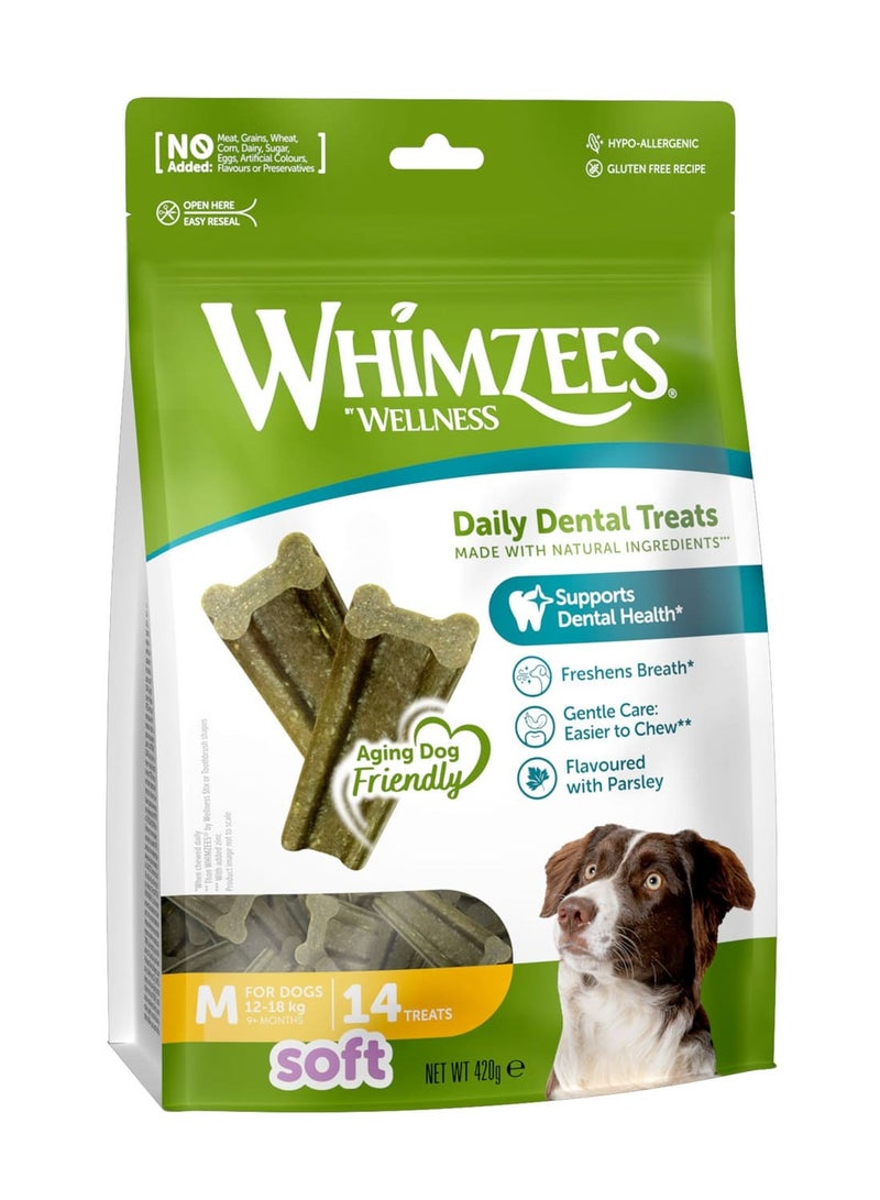 ويمزيس حقيبة هدايا يومية ناعمة للكلاب من Whimzees - متوسطة الحجم (14 قطعة) - Image 1