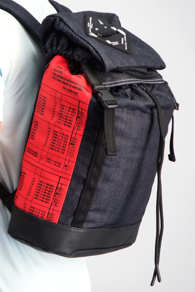 DIESEL حقيبة ظهر للرجال 35 ل x 47 هـ x 13 عرض سم، أسود - Image 2