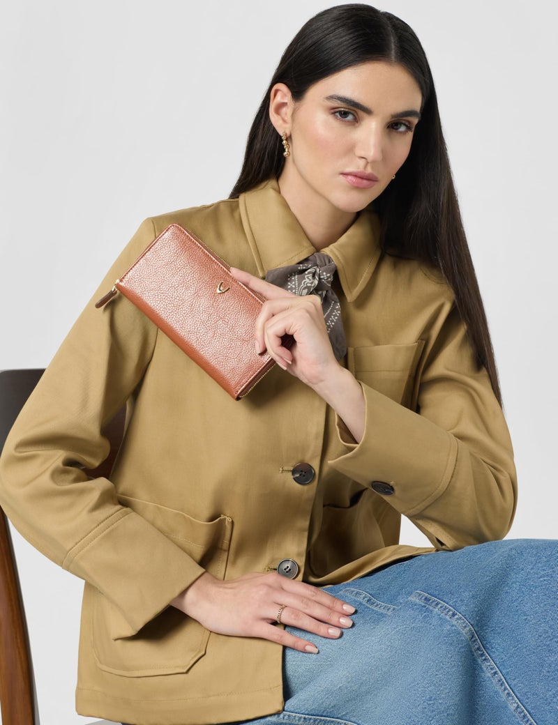 Hidesign Women's Leather Zip Around Wallet - Image 2