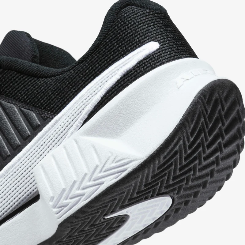 Nike Black Women's GP Challenge Pro Clay Court Tennis Shoes for Women | Best Price UAE