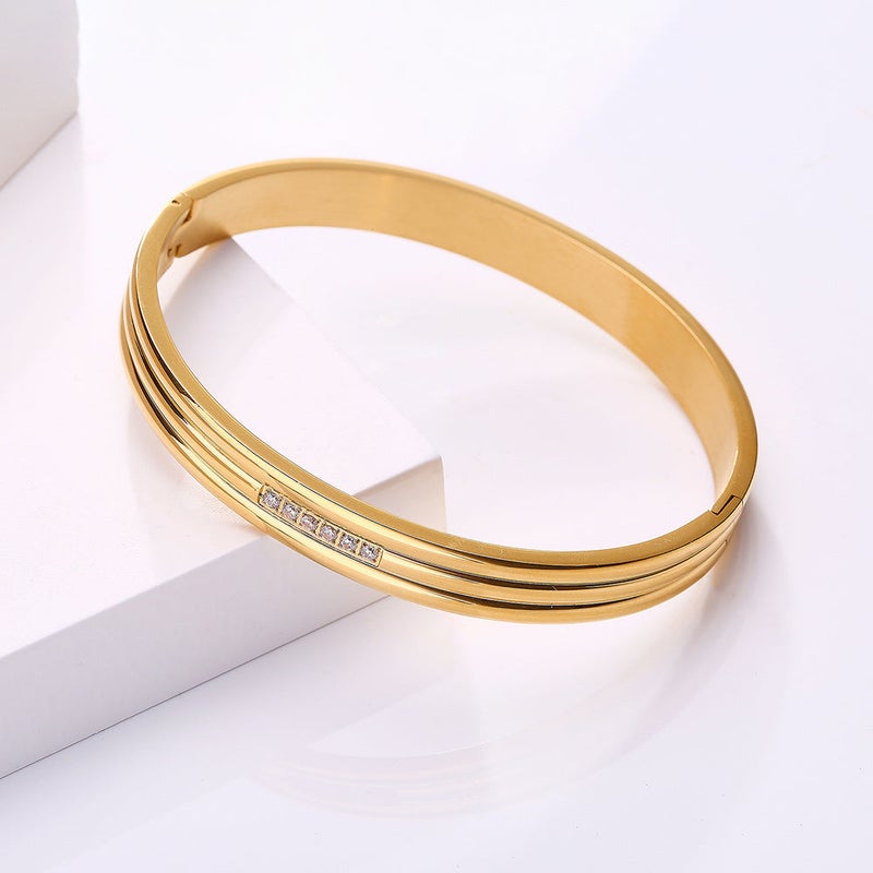Zida Noire Crystal Line Bangle - Image 5