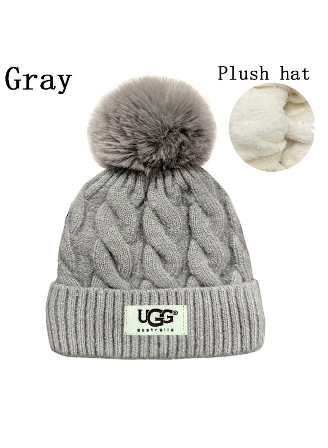 UGG Cozy Gray Plush Knit Beanie with Fluffy Pom-Pom – Winter Warmth Must-Have 577Size