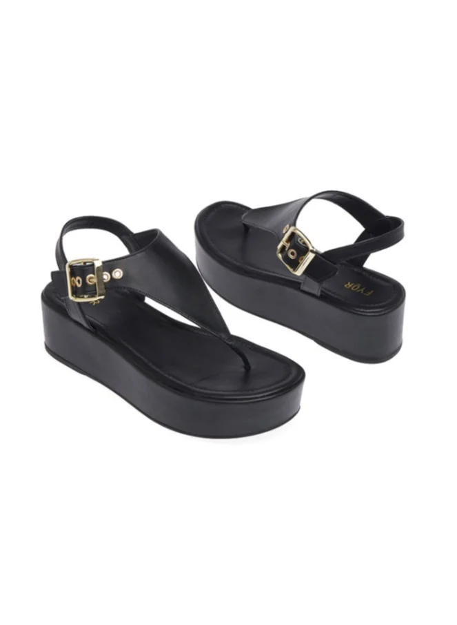 فايور Simply Elegant Wedges