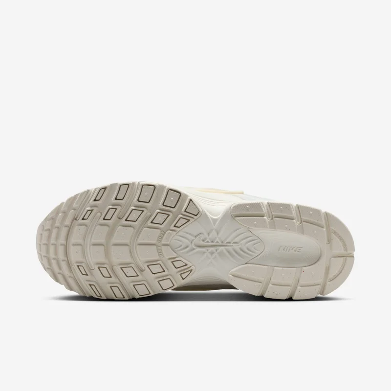 نايكي Women's V5 RNR Shoes