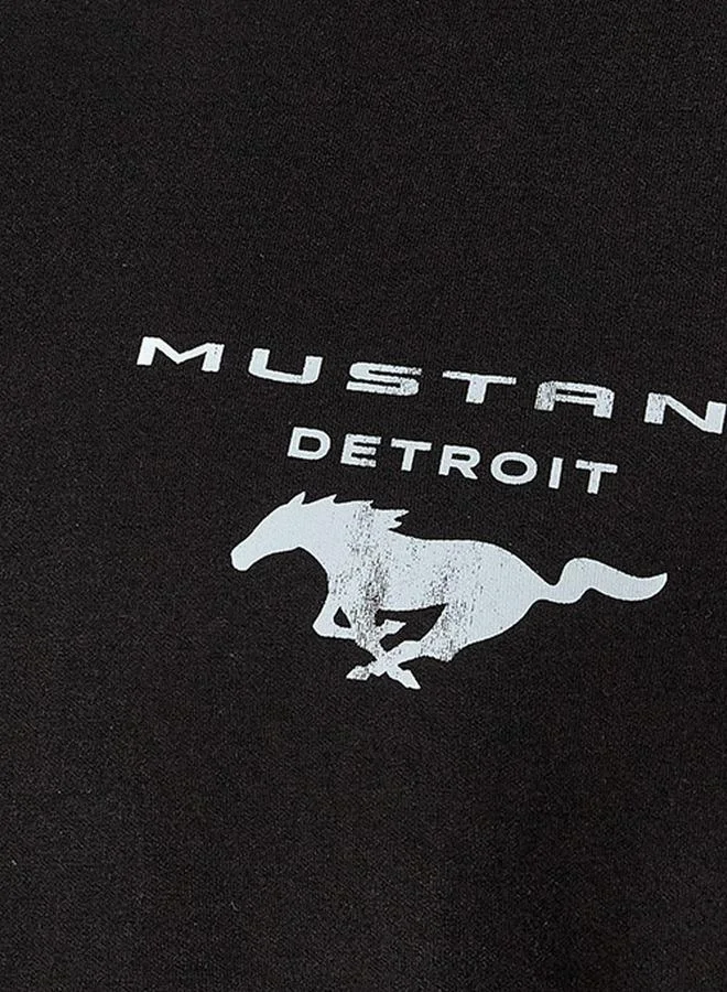 SP Characters Men Crew Neck Short Sleeves Mustang Print T-shirt