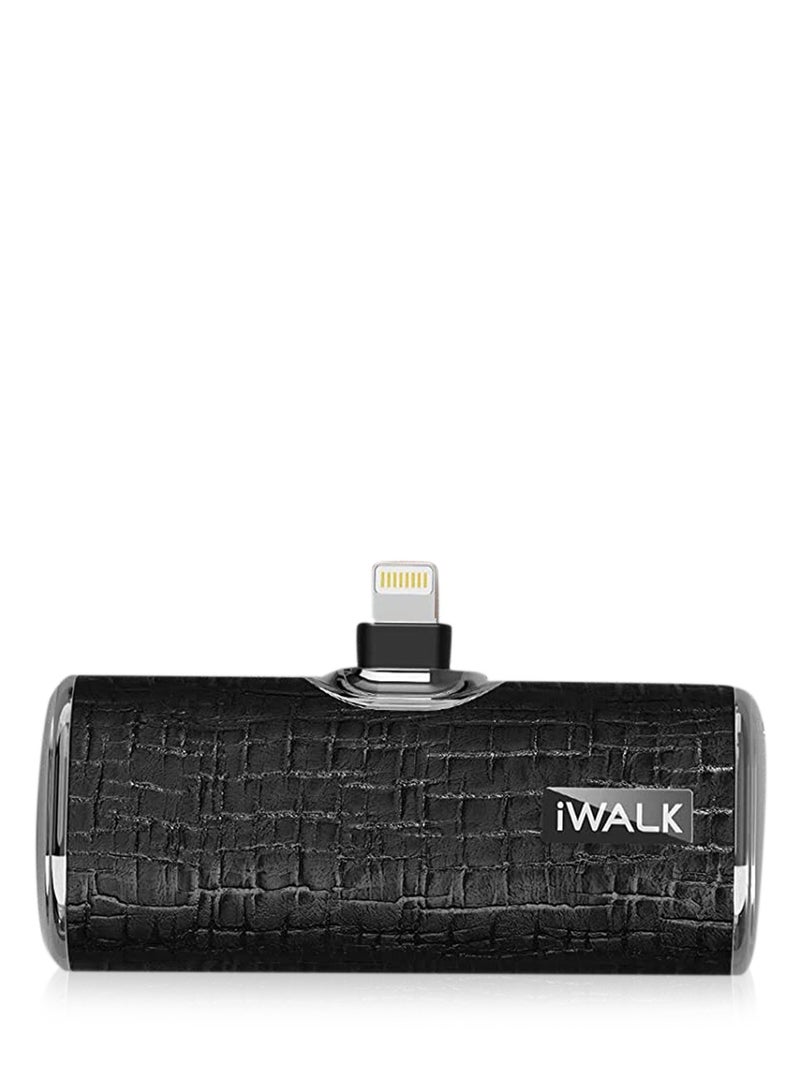 آيووك بنك الطاقة المحمول الصغير iWALK بنك طاقة صغير محمول بسعة 4500 مللي أمبير في الساعة، جلد من النوع لايتنينج- أسود - Image 1
