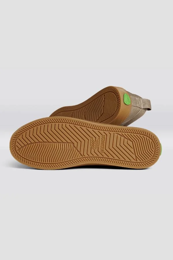 Cariuma OCA Low Gum Burnt Sand Canvas Sneaker