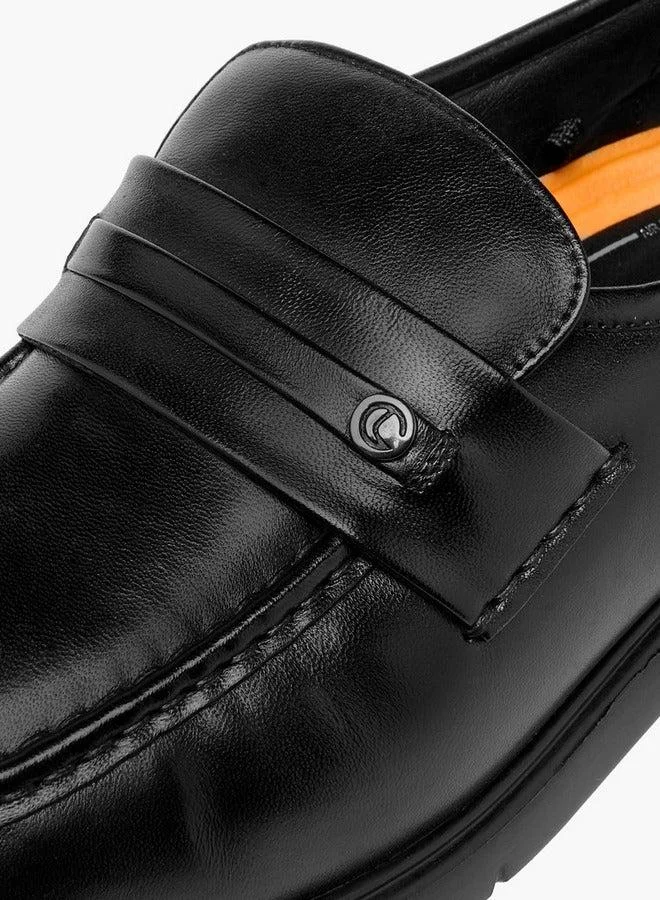 لو كونفورت حذاء موكاسين سهل الارتداء بلون سادة