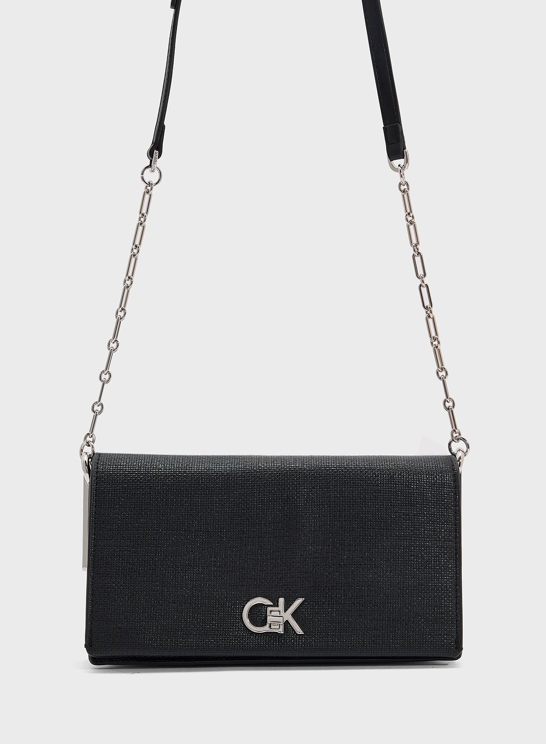 [ ]★カズハ着用★CK jeans Flap chain shoulder bag Calvin Klein]☆カズハ着用☆CK jeans Flap chain shoulder bag