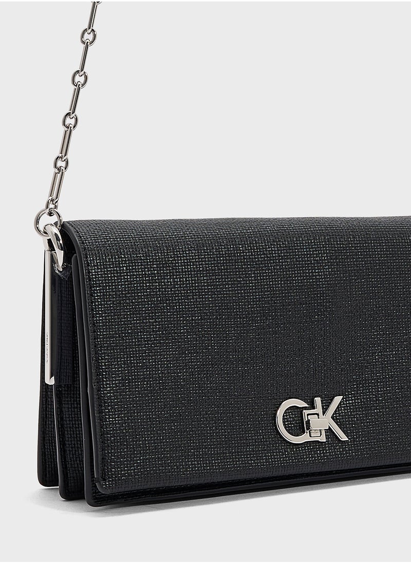 CALVIN KLEIN CHAIN BAG  - Image 3