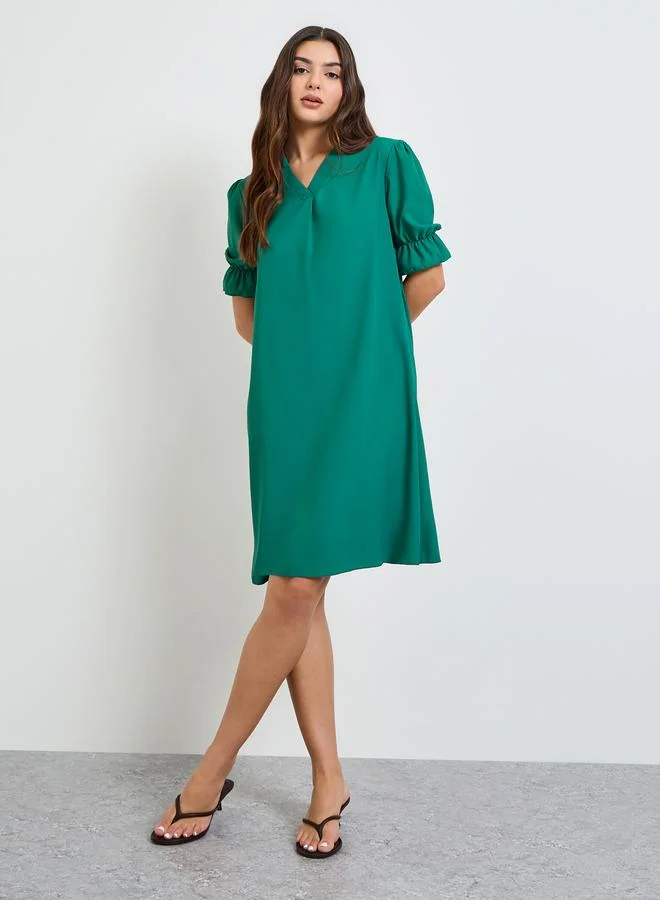 تايك تو Green Puff Sleeves A-Line Knee Length Dress