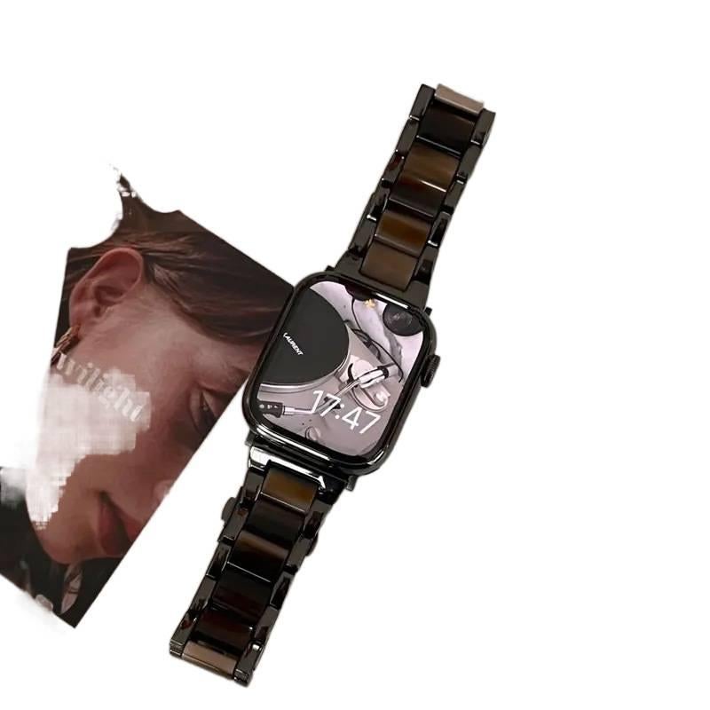 سوار ساعة ذكية معدني من الستانلس ستيل متوافق مع Apple Watch مقاس 42/44/45/49mm بتصميم رابط قابل للتعديل باللون الأسود - Image 1