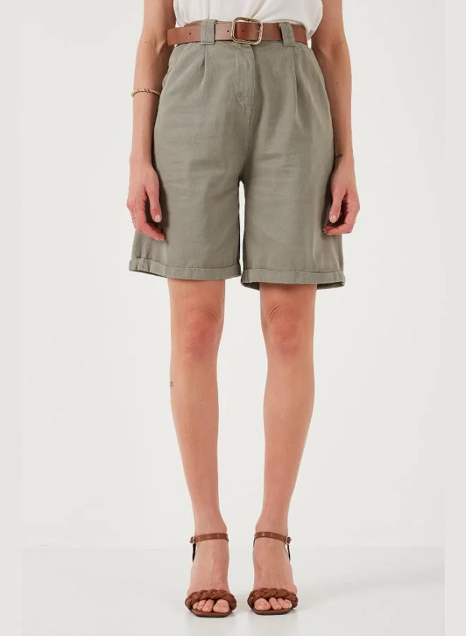 ليلا شورت نسائي قطني بخصر عالٍ وحزام من قماش الجبردين بقصة مريحة