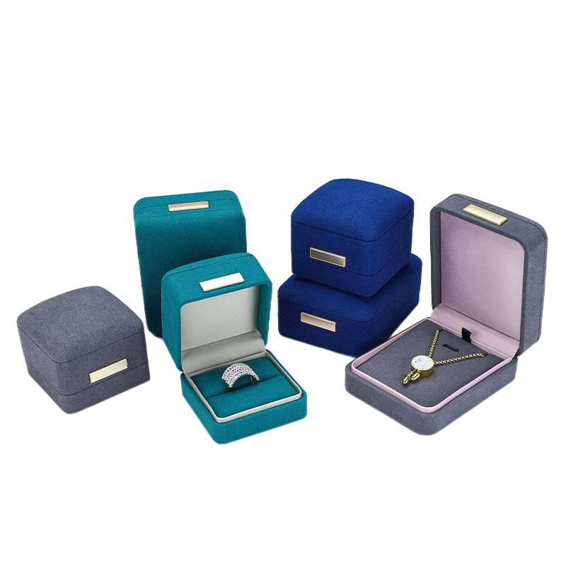 Jewelry Box Large Capacity for Rings Necklaces and Bracelets 6.6 x 6.6 x 5.8 cm Green Lockable - Image 2