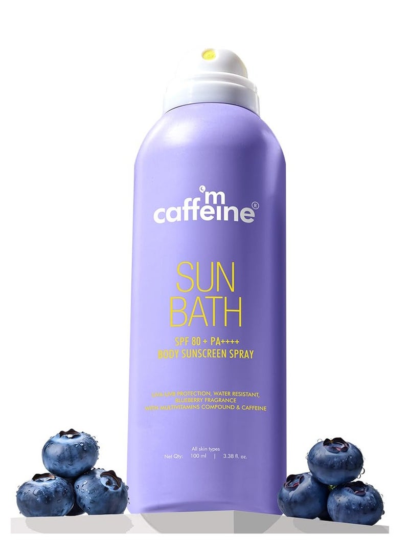 إم كافيين بخاخ واقي من الشمس للجسم بعامل حماية من الشمس SPF 80+ PA ++++ للجسم | حماية عالية من الأشعة فوق البنفسجية | غير مرئي، غير دهني، بخاخ تبريد مقاوم للماء/العرق لمدة 180 دقيقة | لجميع أنواع البشرة | عطر التوت الأزرق - 100 مل - Image 1