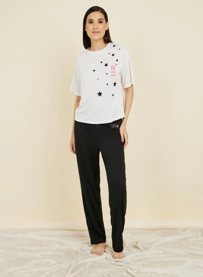 ستايلي Star Print Drop Shoulder T-shirt and Pyjama Set