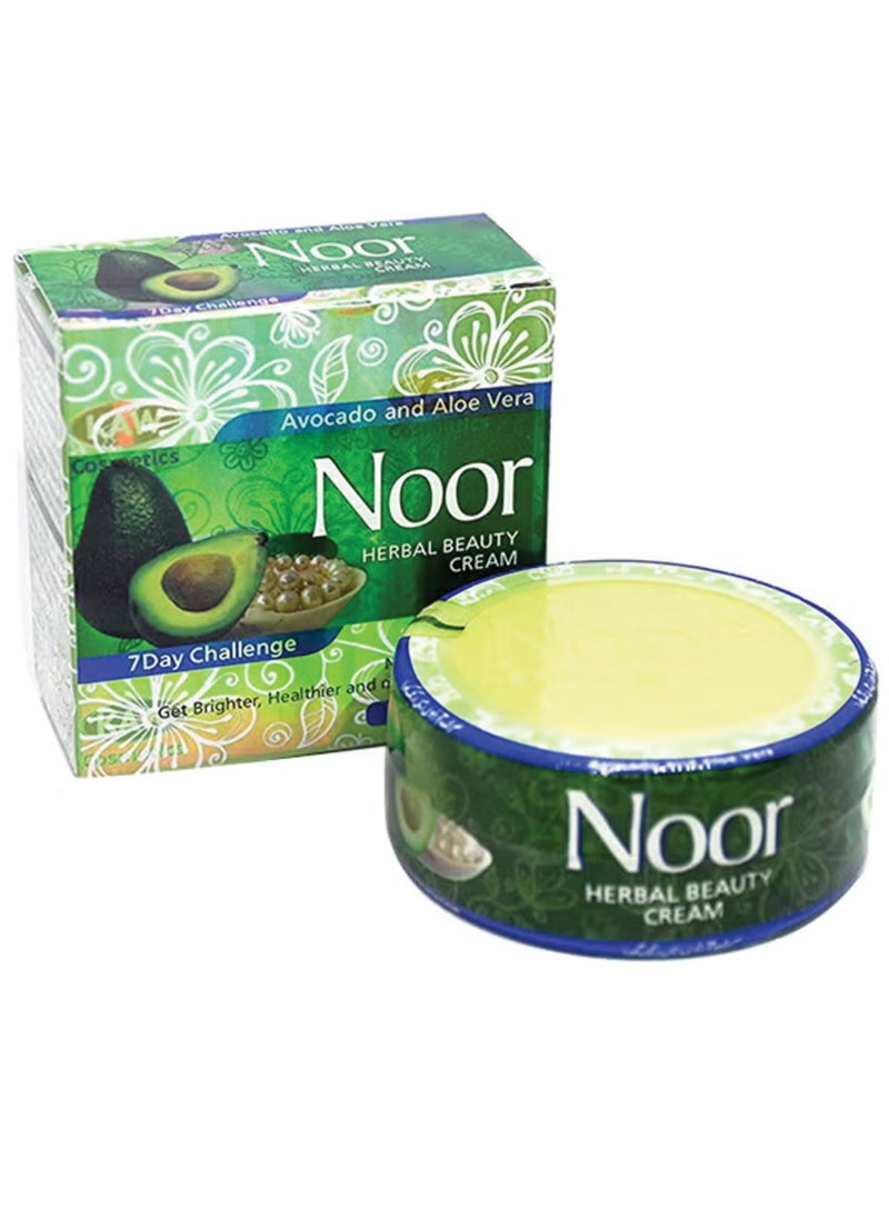 نور كريم مرطب بالأعشاب 