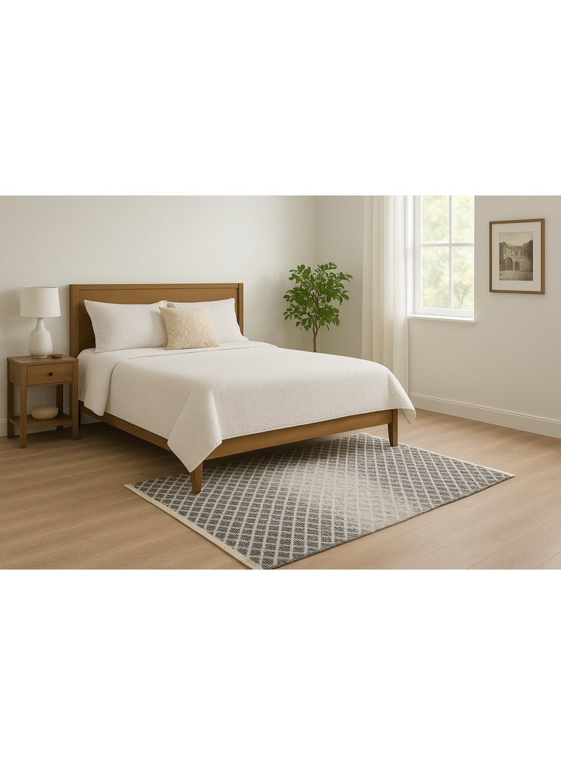 Handmade Indian rug, 100% cotton – elegant geometric design - Image 1