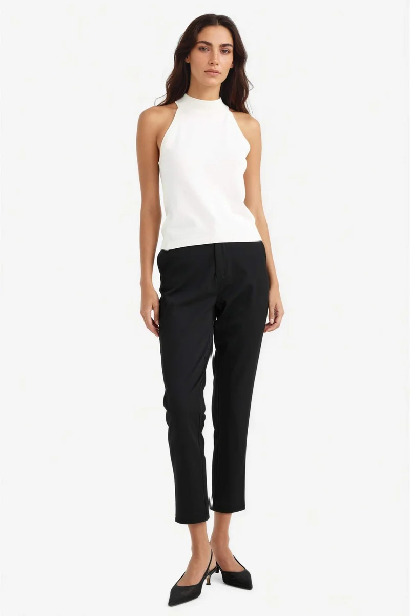 ديفاكتو Slim Fit Knitwear Halter Collar Sleeveless Tank Top