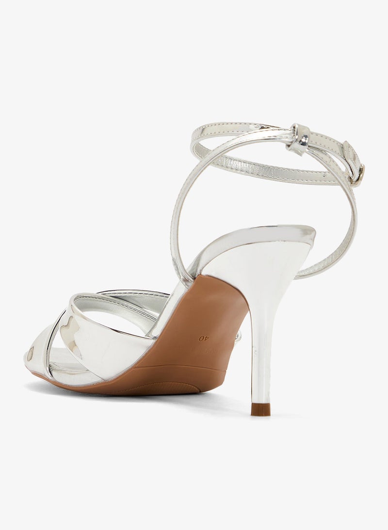 ايلا صندل بكعب وحزام متقاطع - Image 3