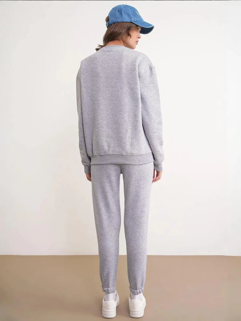 MixRay Mixray Basic Sweatshirt & Jogger Two-Piece Set