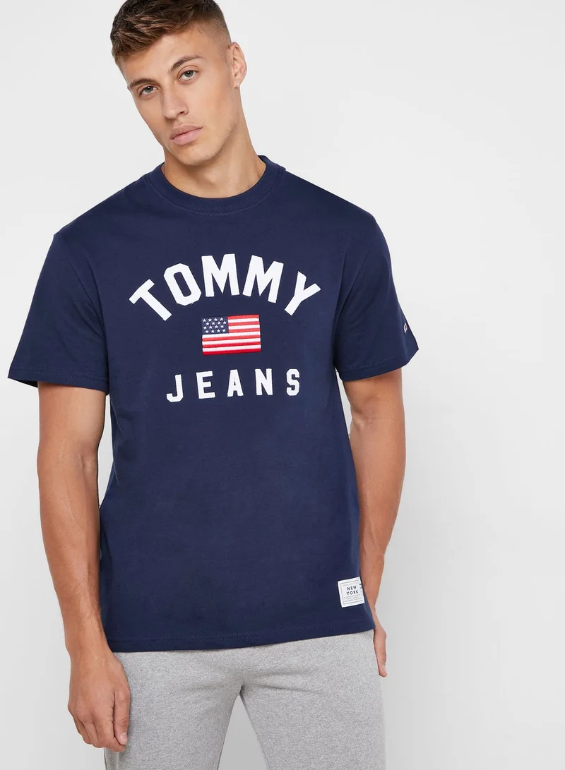 TOMMY JEANS USA Flag Crew Neck T-Shirt