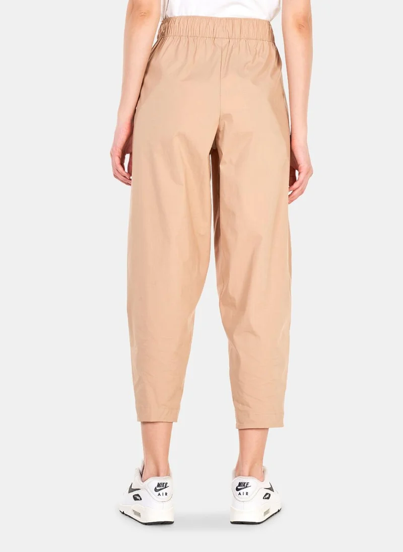 Nike Women's Sportswear Essential High-Rise Curve Pants
