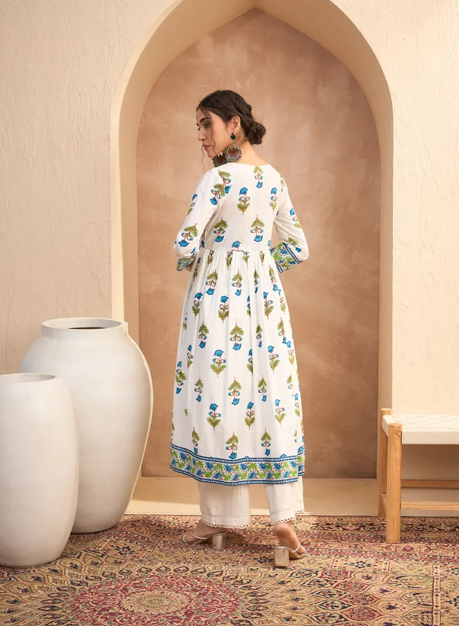 SASSAFRAS White Floral Front Dori Gathered Kurta