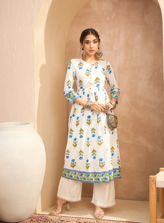 SASSAFRAS White Floral Front Dori Gathered Kurta