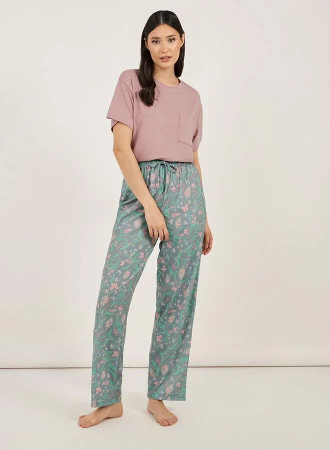 Styli Chest Pocket Drop Shoulder Round Neck T-Shirt & Floral Print Pyjama Set