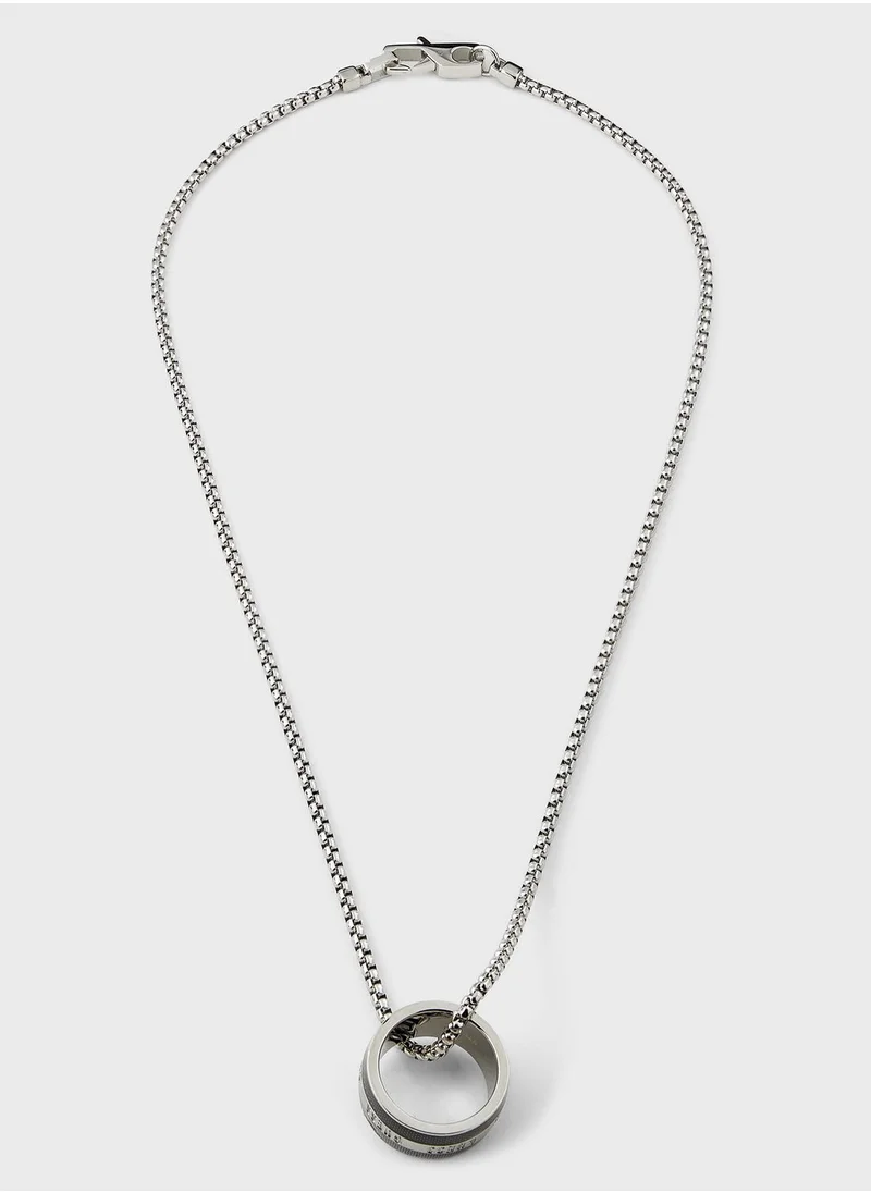 GUESS Textured Round Necklace