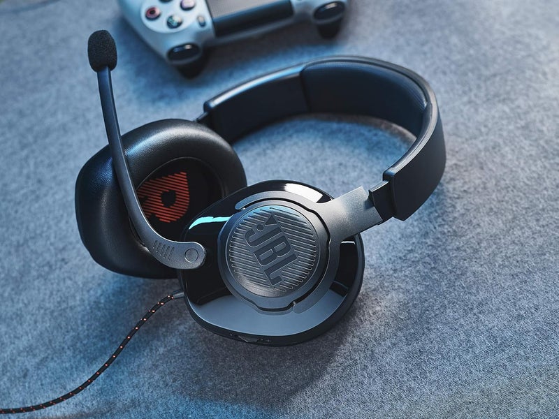 JBL JBL Quantum 200  Wired overear gaming headset with Voice focus directional flipup mic and memory foam ear cushions Black - Image 5