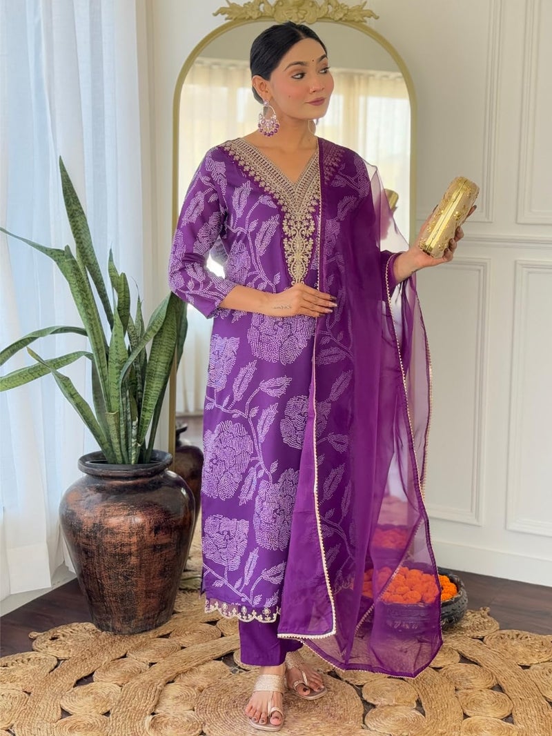 Naixa Women's Purple Rayon Embroidered Straight Kurta with Rayon Pant And Organza Laced Dupatta Sets (NX-713-Purple-M) - Image 2