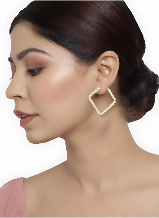 Just Peachy Just Peachy Gold-Plated Square Hoop Earrings with Hair Clip, Stylish and Versatile Jewelry Set, Elegant Hoop Earrings & Matching Hair Clip, Ideal for Adding a Touch of Any Outfit, Perfect Gift for Her  - Image 2