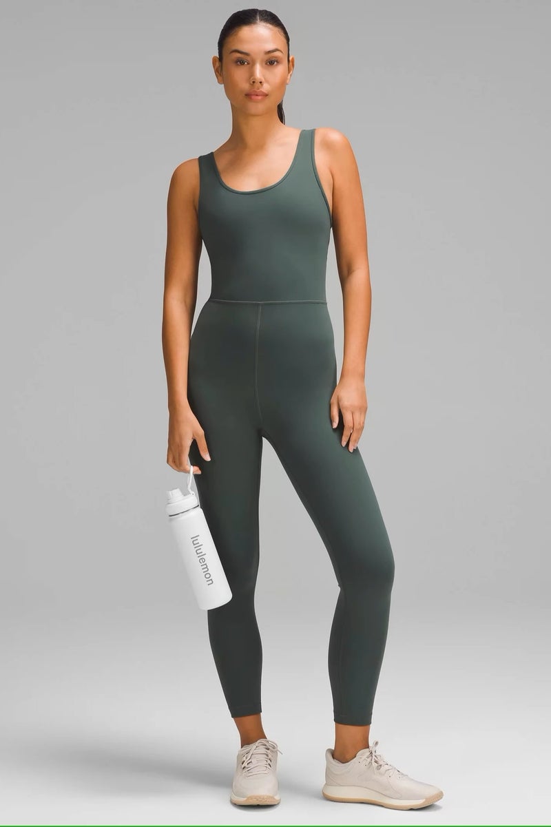 لولوليمون lululemonزجاجة مياه معزولة بالفراغ من الفولاذ المقاوم للصدأ ، مناسبة لعقد المياه والشاي الجليدي والشاي الساخن ، إلخ ، بسعة 710 مللي لتر. - Image 2