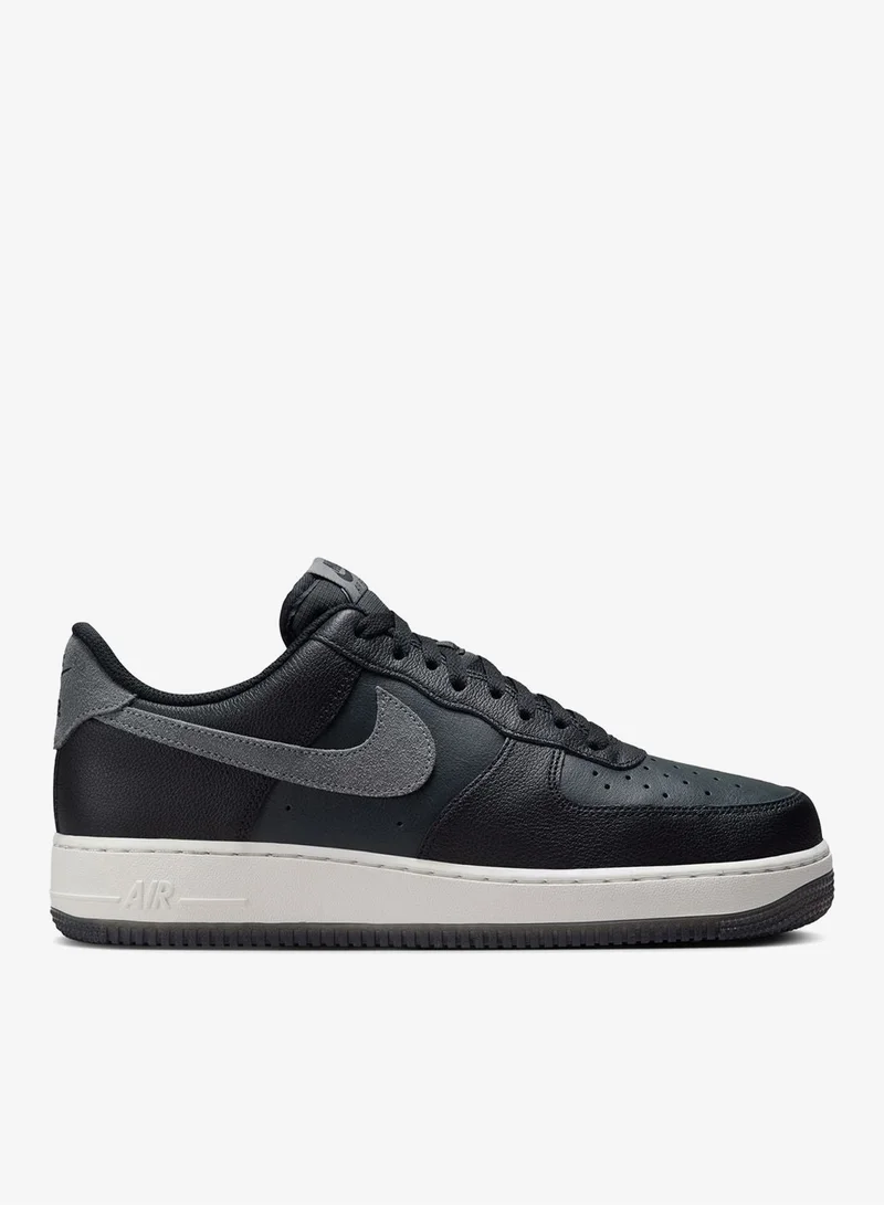 Nike Air Force 1 ’07 Lv8 2