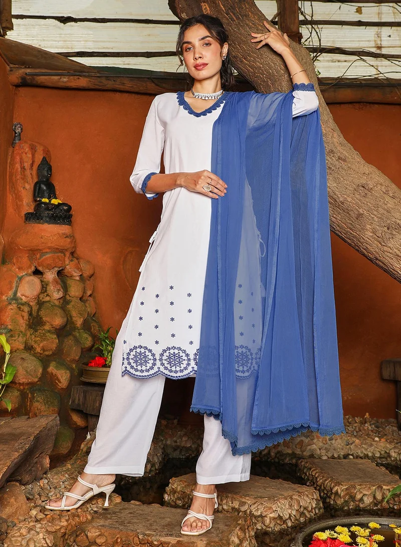  قصة Women's Azure Blue & Daisy White Irani Kurta Set