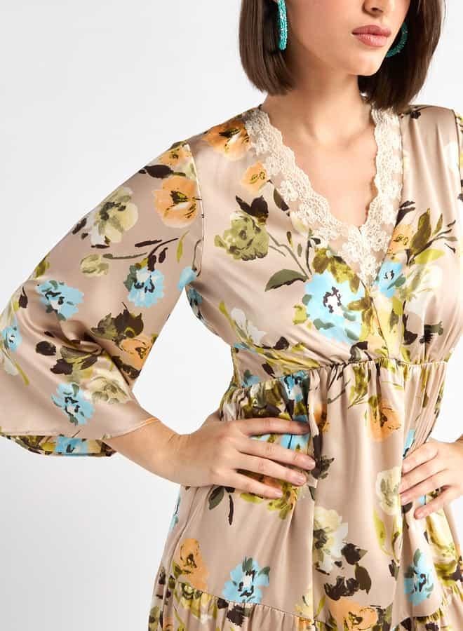 سبلاش فيڤ فستان ميدي بطبعات أزهار وتفاصيل دانتيل وأكمام 3/4 - Image 4