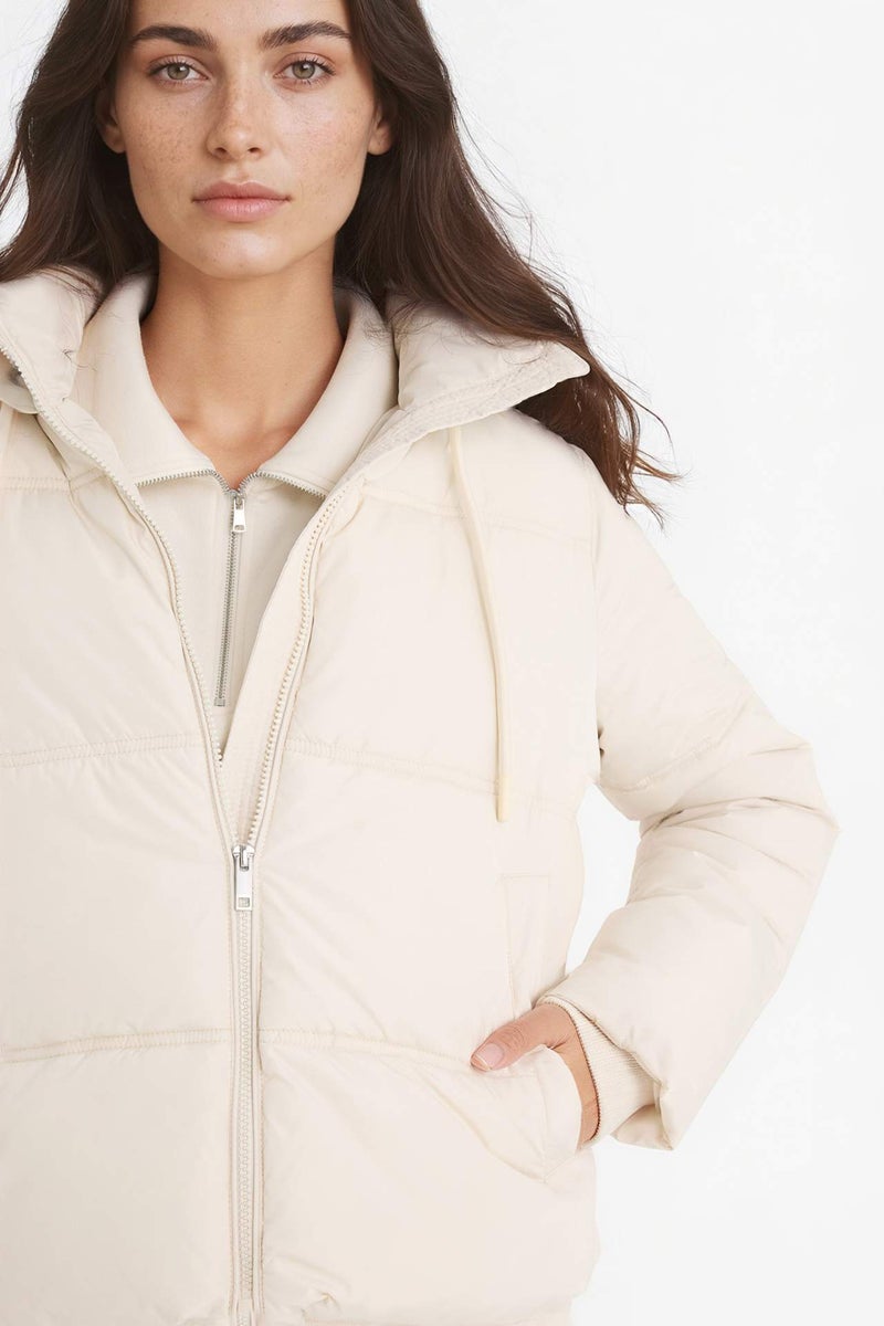 DeFacto Regular Fit Hooded Puffer Jacket - Image 4