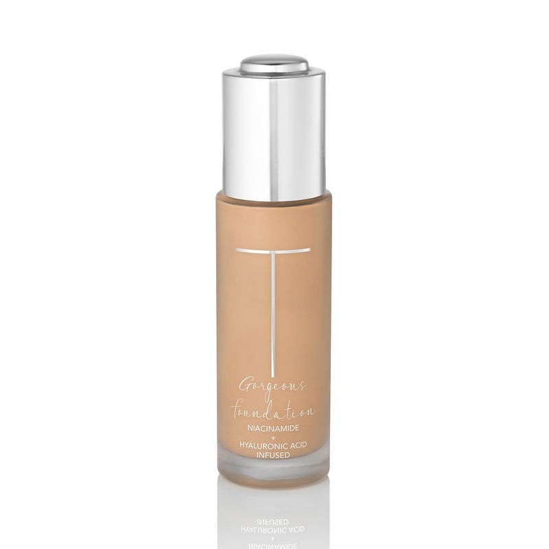 Trish McEvoy Gorgeous Foundation: Shade 5LYG, 30ml/1 oz - Image 1
